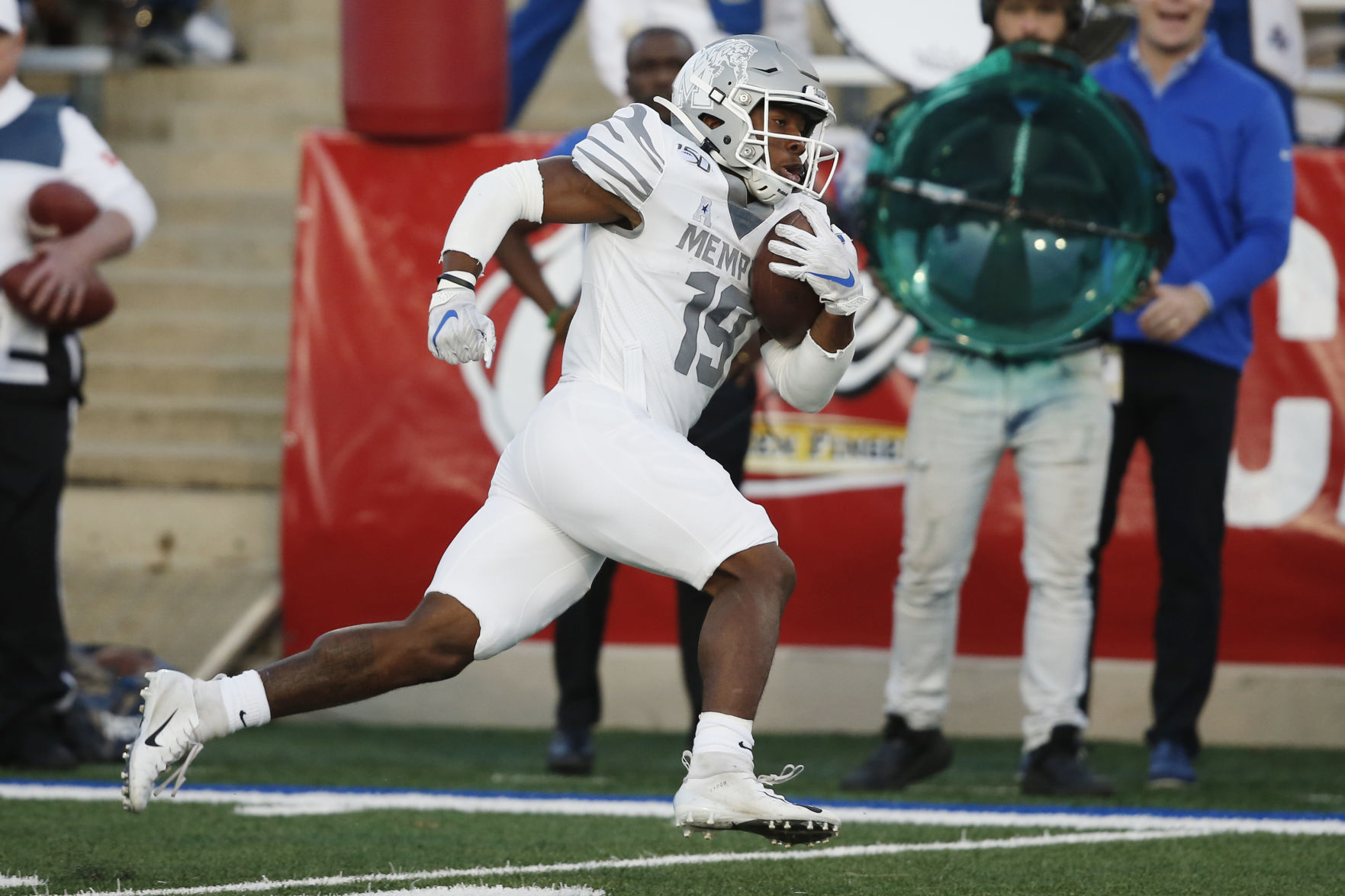 No. 15 SMU at No. 24 Memphis: Memphis 42-34
